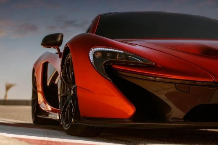 Citius Altius Fortius: mindenkit eltipor a McLaren P1