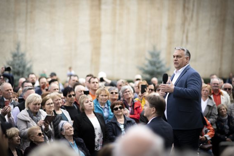 Orbán: meg kell állítani a genderőrületet!