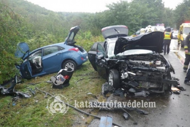 Jelentősen csökkent a súlyos közúti balesetek száma márciusban